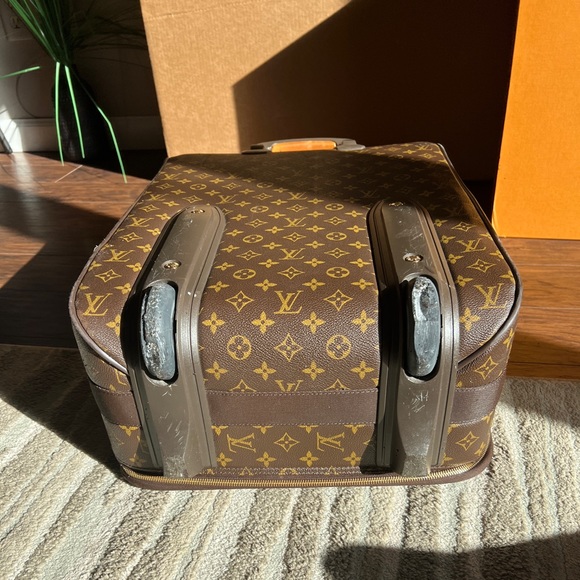 Louis Vuitton Pegase 55 suitcase carry-on - Picture 9 of 15
